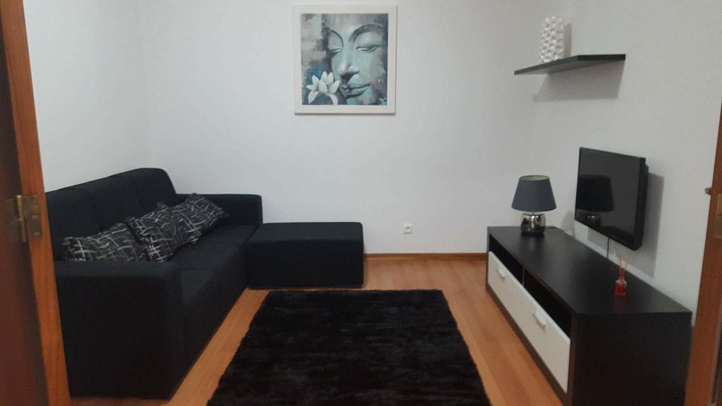 Apartamento Moderno E Elegante Πόντα Ντελγκάντα Εξωτερικό φωτογραφία
